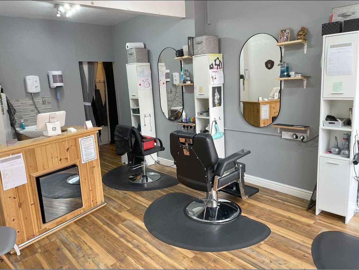 O'Neills Barbers photo